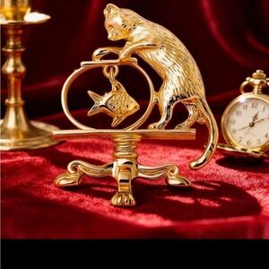 Gold plated Cat and Fish Brooch nwt sealed in package